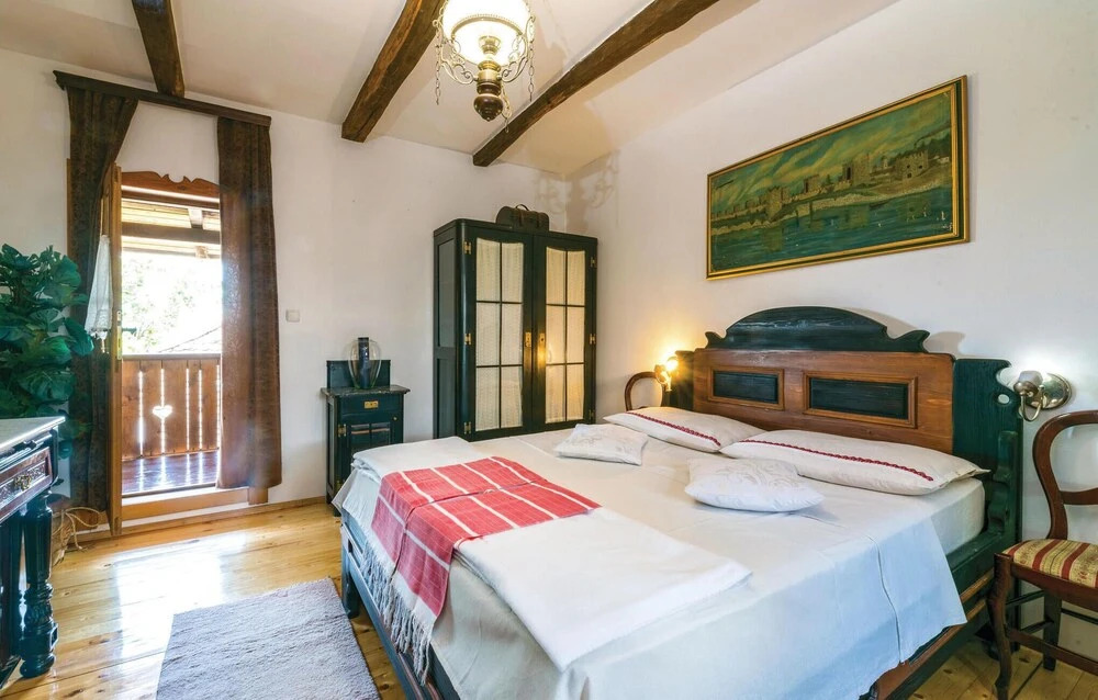 Amazing Home in Zagreb With 3 Bedrooms, Wifi and Outdoor Swimming Pool