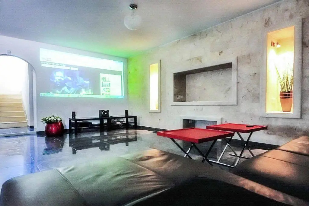 Mansion View