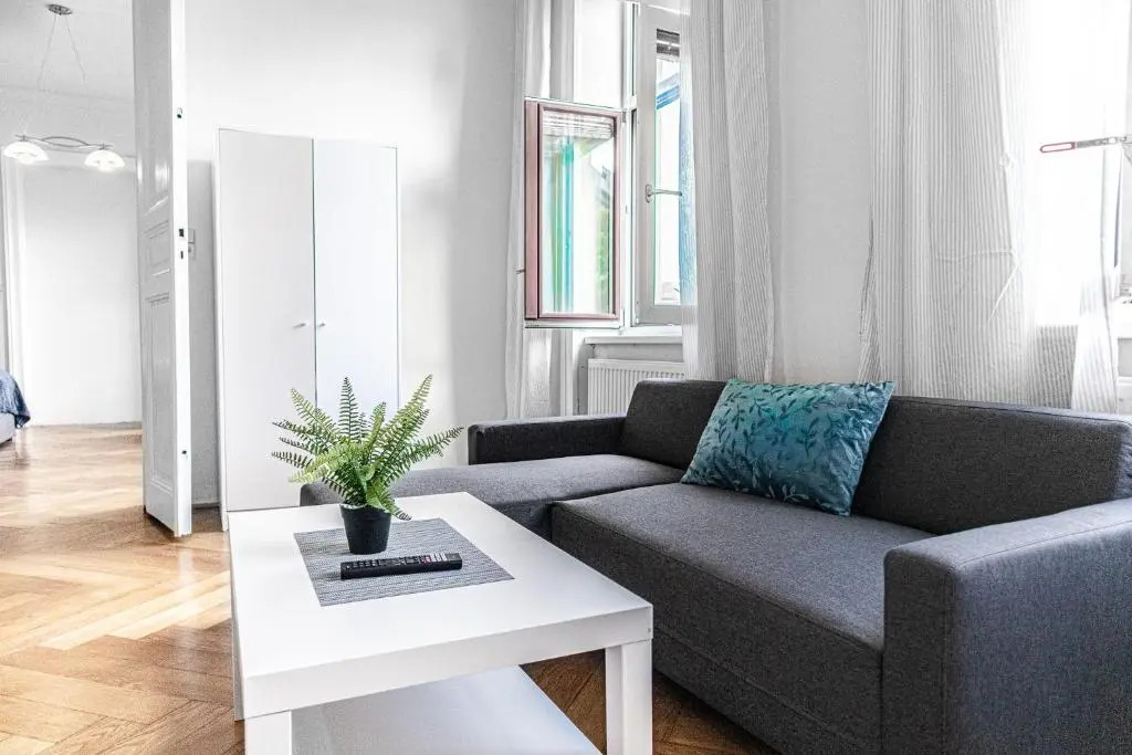 Brilliant 2BR Apt. near AKH-Hospital