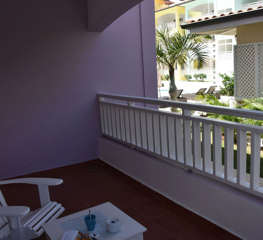 Los Flamencos Aparthotel Beach Club