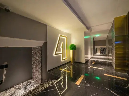 Sushi Light Luxury Hotel (Shanghai Hongmei Road)