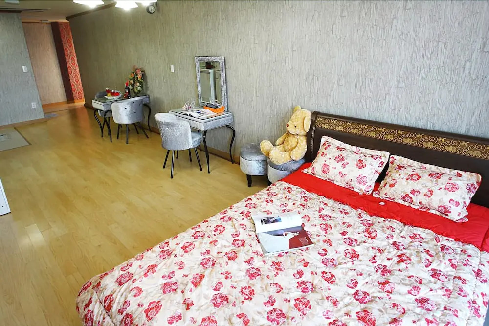 Yeosu Haeoreum Pension