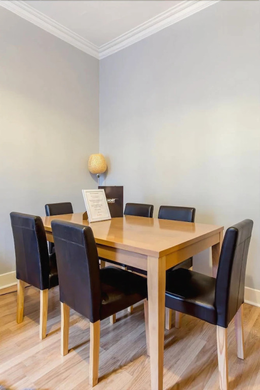 St Mary's Street 3 Bed Apartment In the Old Town