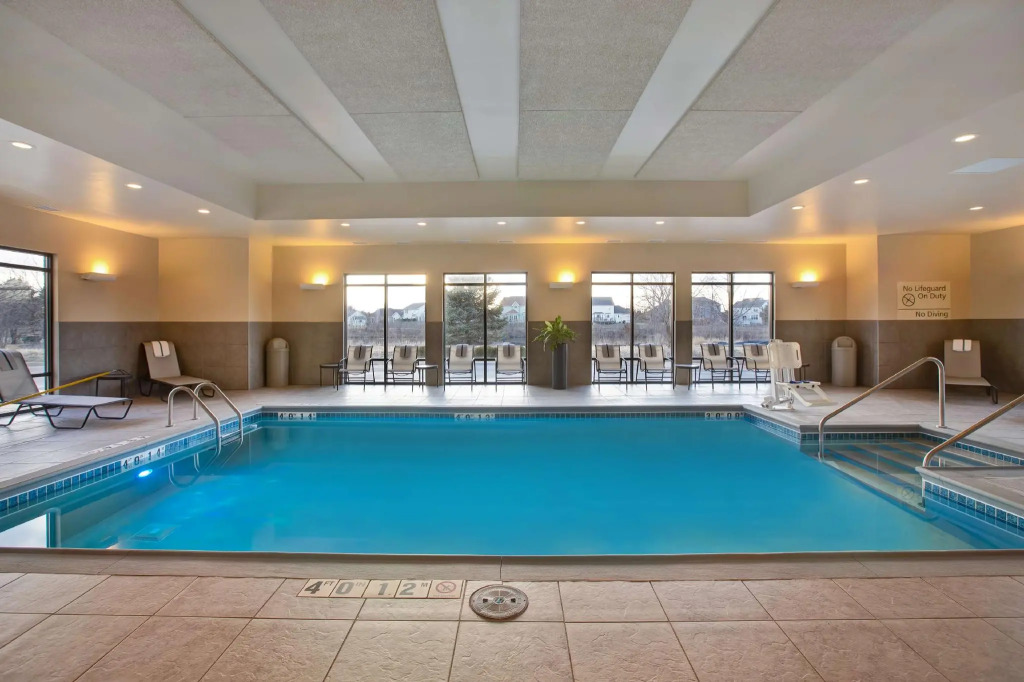 Hampton Inn Dekalb - Near the University