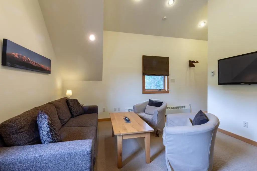 Canyon Ridge Lodge