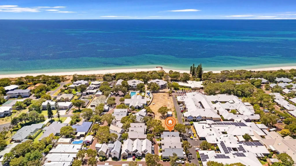 Escape to 64 at Cape View Resort