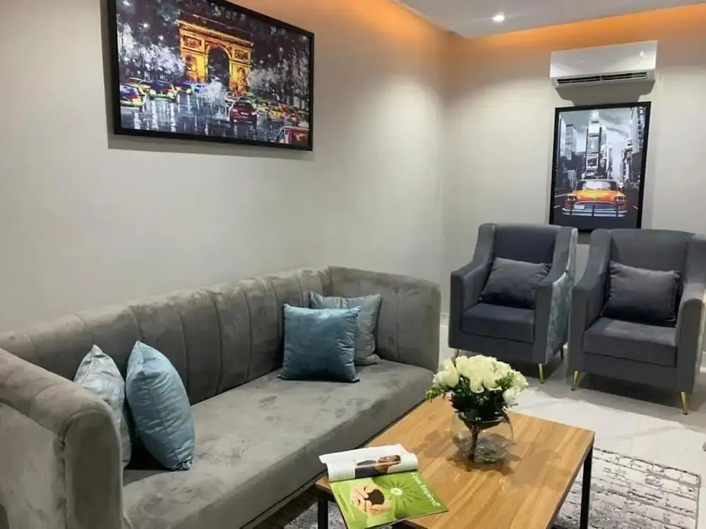 Choice Suites Signature
