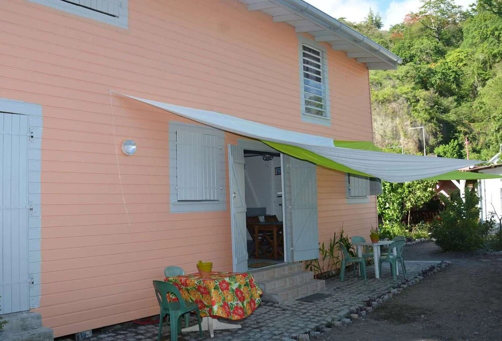 Apartment in a Bungalow on the Beach in Le Carbet Wonder