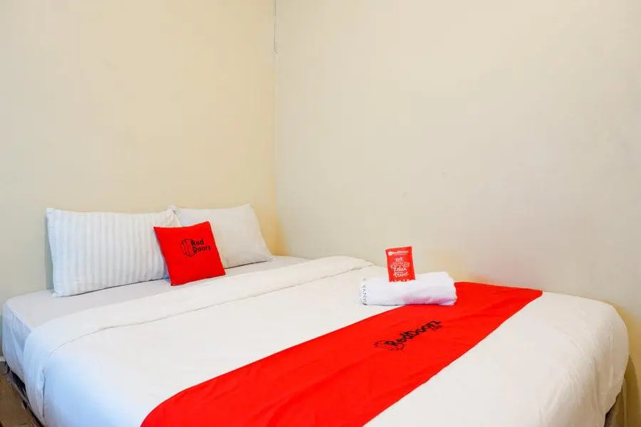 RedDoorz @ Jalan Setiabudi Semarang 2