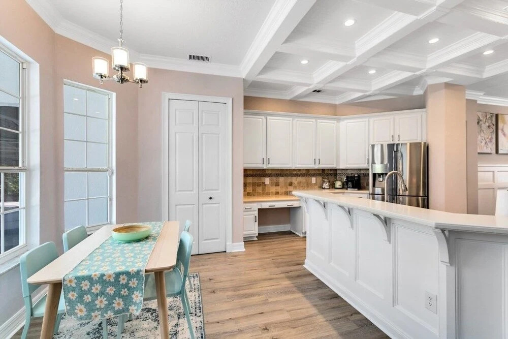 4 Bed 3 Bath In Formosa Gardens Gated Community 4 Bedroom Villa by Redawning