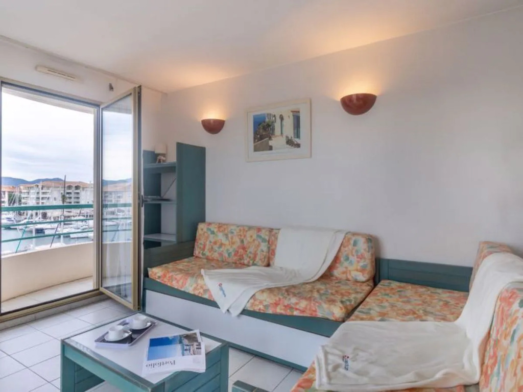 Villa LOpen Fréjus 38511