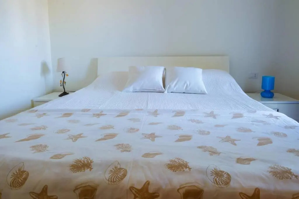 Galileo Home - 2 Bedrooms, WiFi, Air-Con, Parking