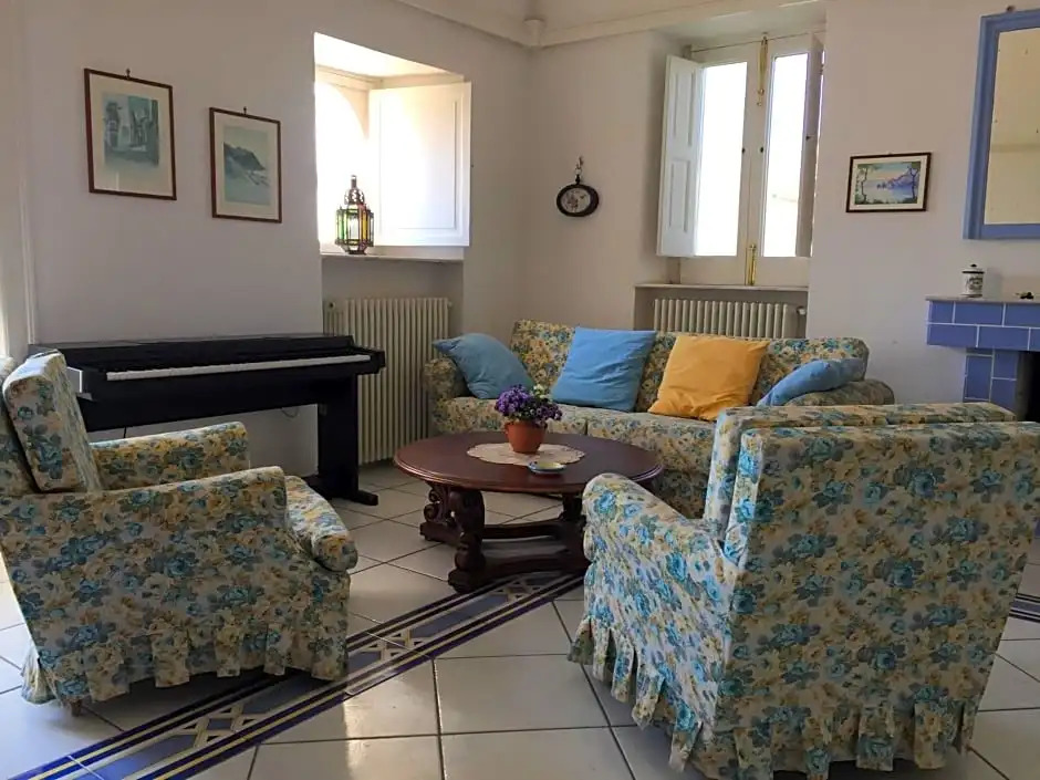 Casa Adriana