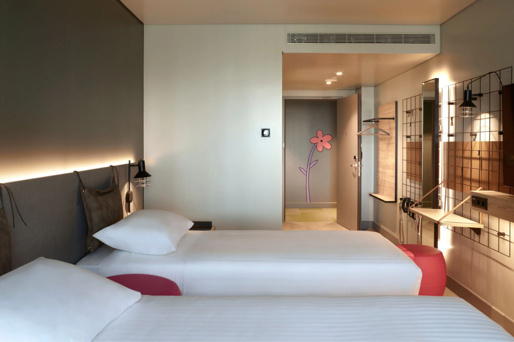 Moxy Athens City