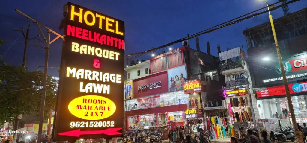 Neelkanth Hotel