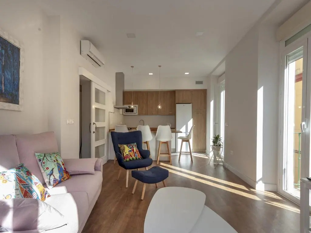 RD APARCAMIENTO INCLUIDO TRIANA luminoso cómodo apartamento 2Bd 2Bth