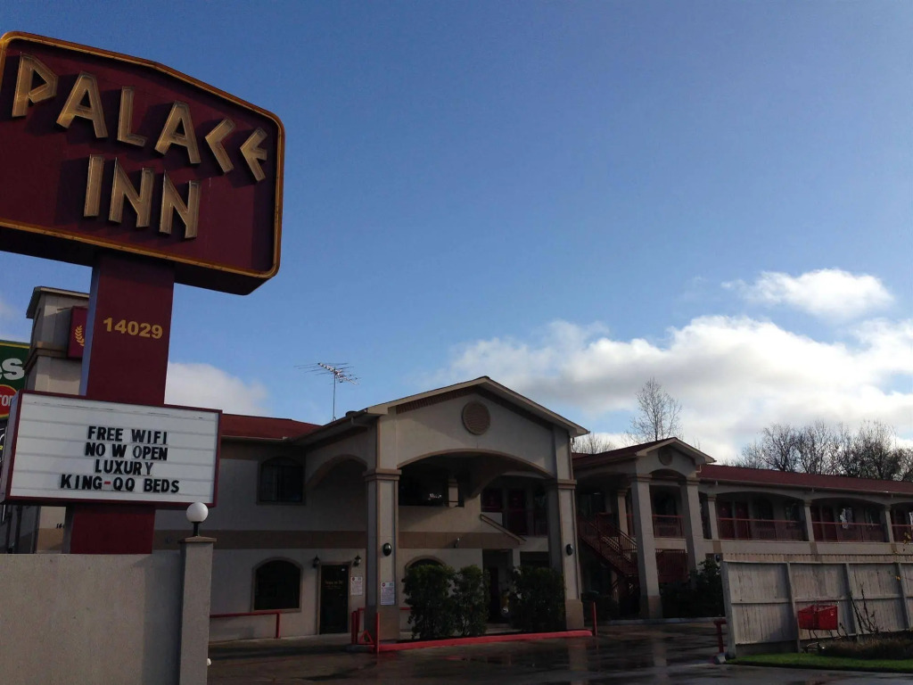 Palace Inn Fairbanks