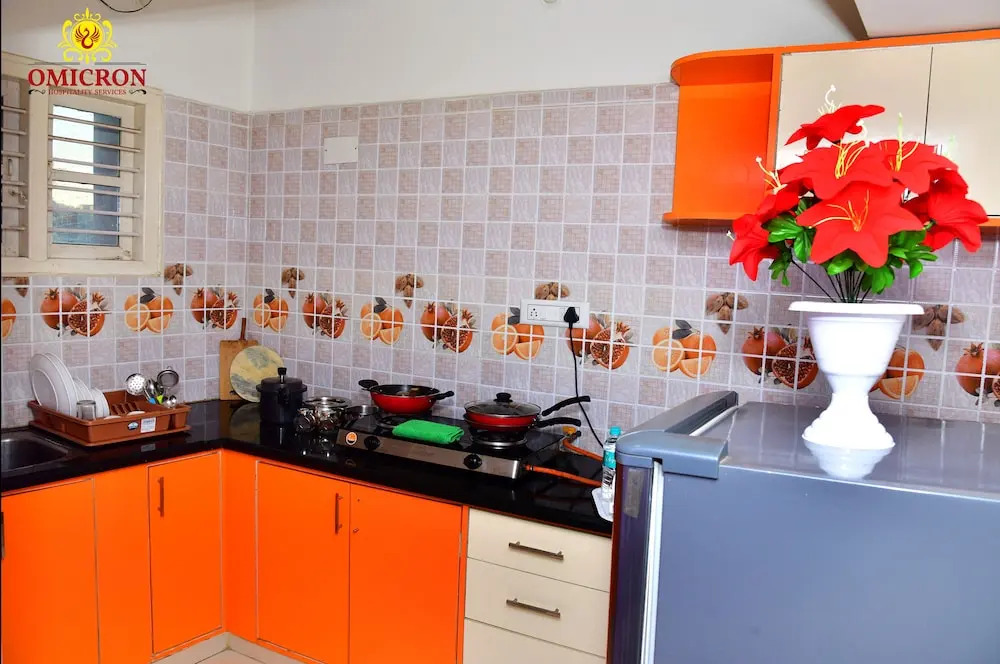 Hotel Omicron 1 BHK Studio room
