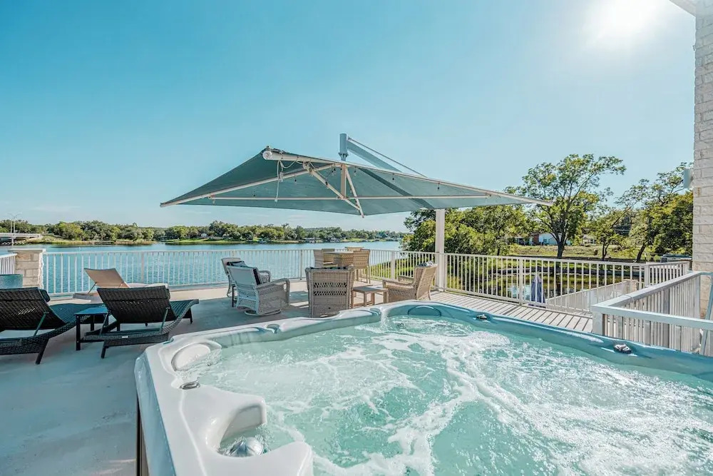 New Big Blue - Waterfront w Private Pool