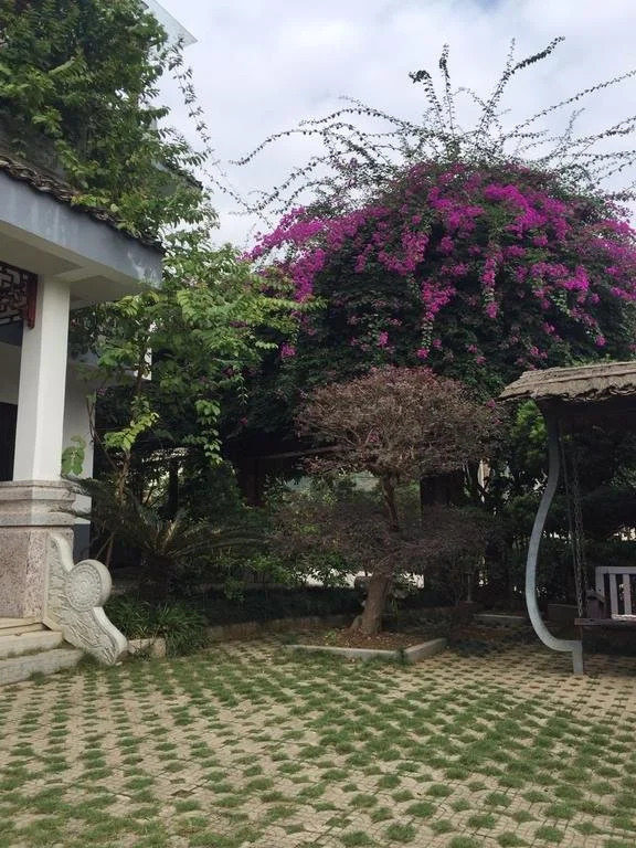 Yangshuo LanShengge Hotel