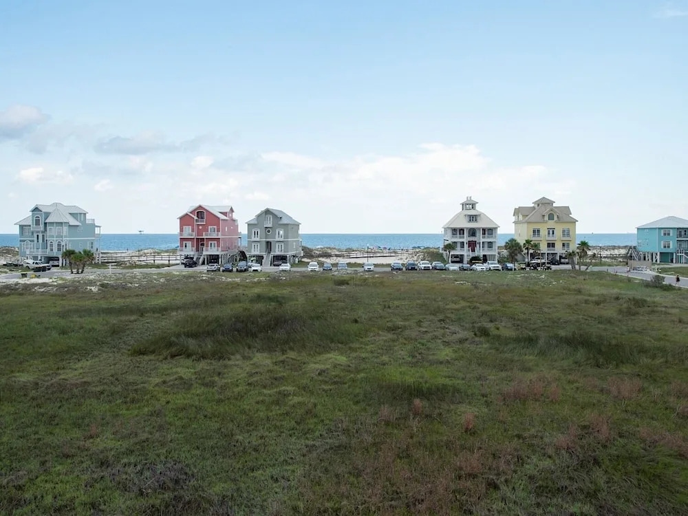 Sandy at Gulf Shores 70615 - 4 Br Home