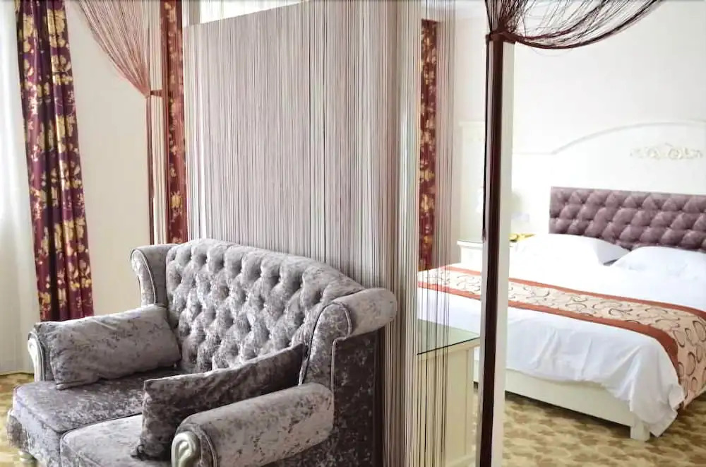 Yangshuo Tujia Sweetome Vacation Hotel