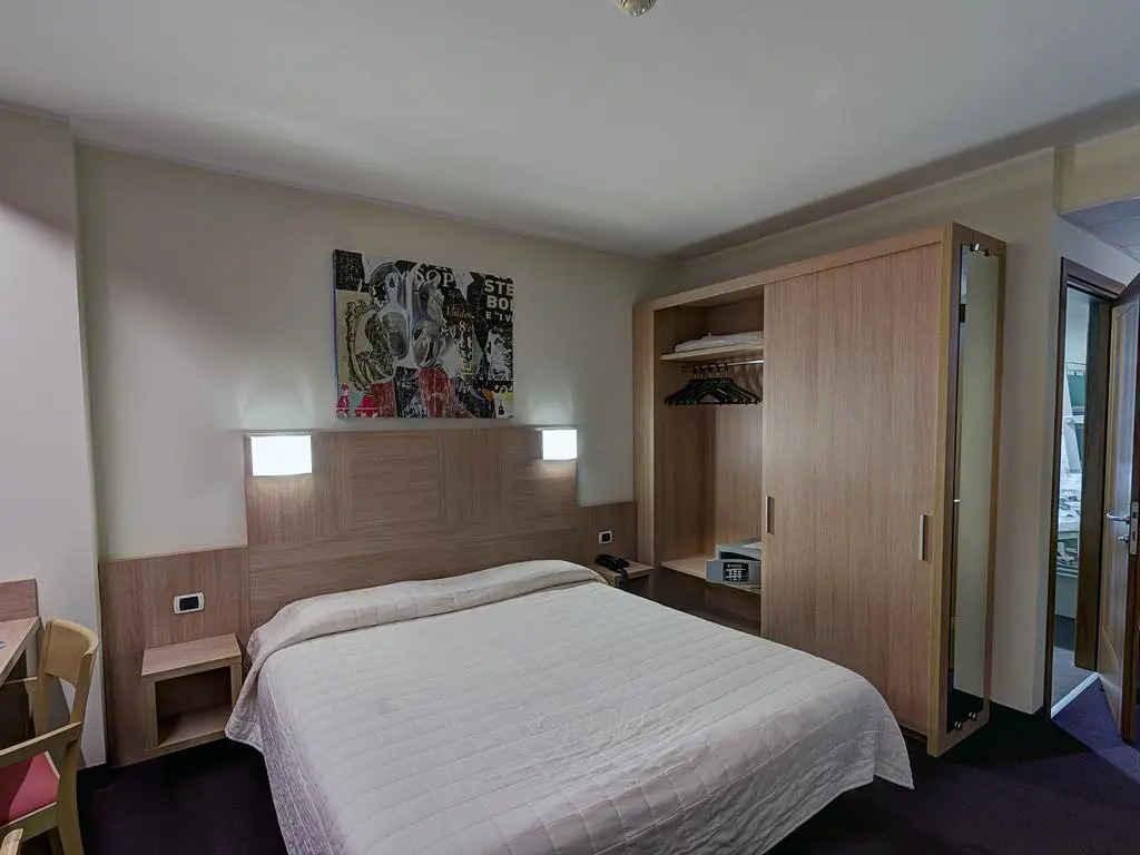 Hotel Capital