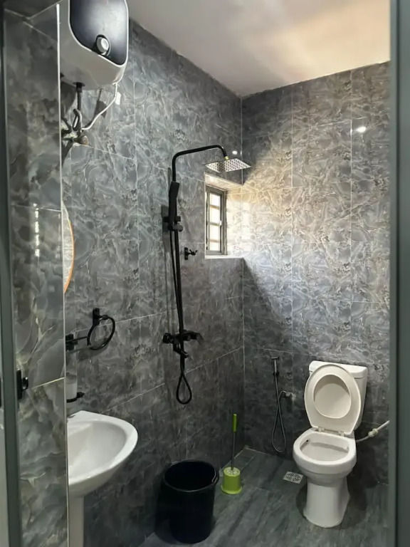 Mini Flat with Starlink Internet & Pool