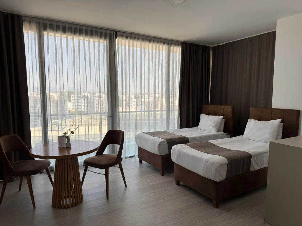 Alya Rooms
