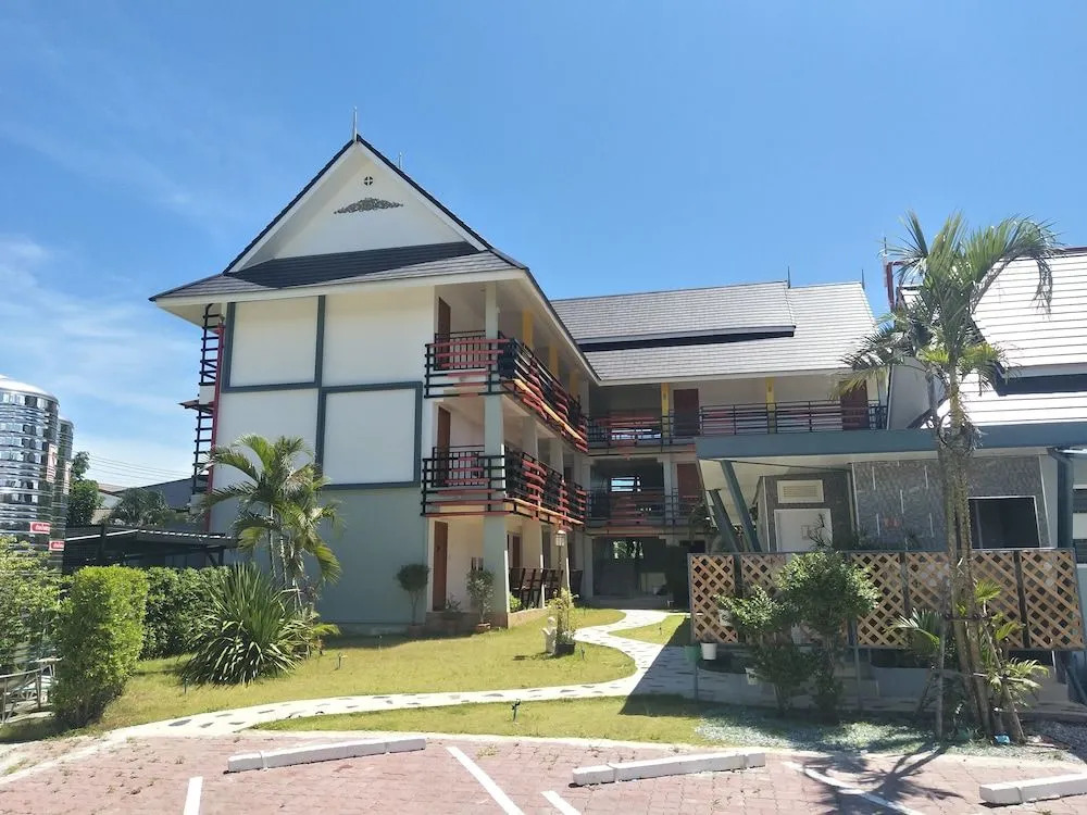 MS Hotel Sriracha
