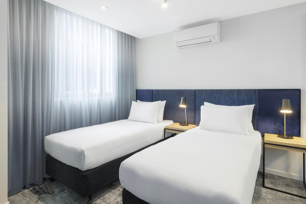 Brady Apartment Hotel Flinders Street