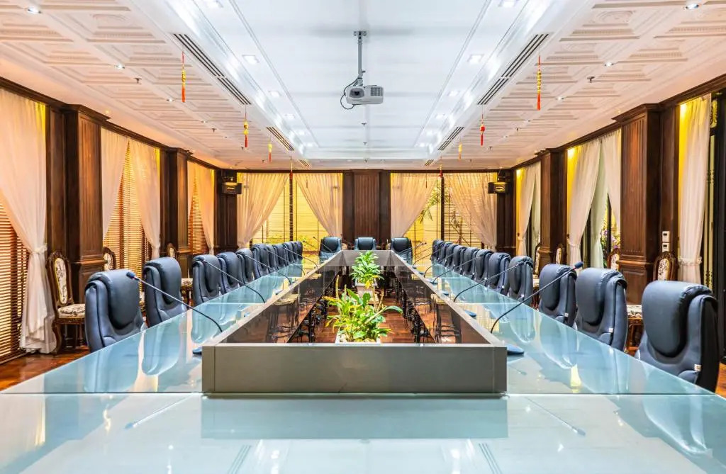 LCS Hotel & Apartment