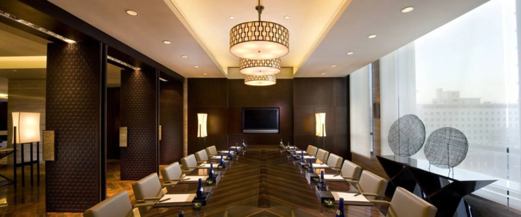 Luxtery Hotel