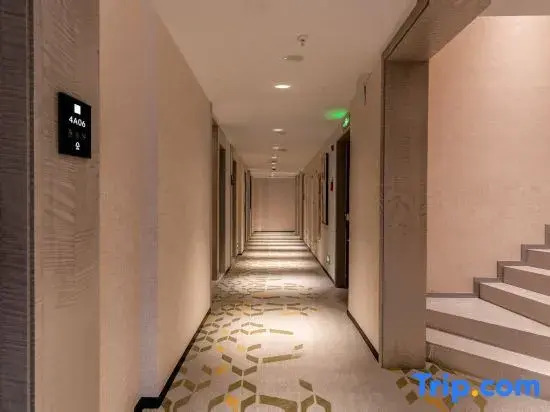 Thank Hotel Premium Guiyang Guanshanhu District Central Park Store
