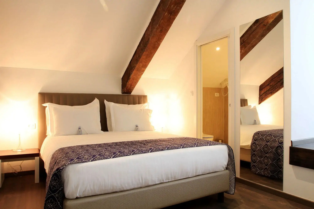 Azur Palace Luxury Rooms