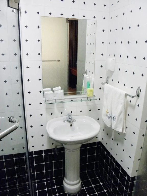 Shenyang Rugui Express Hotel