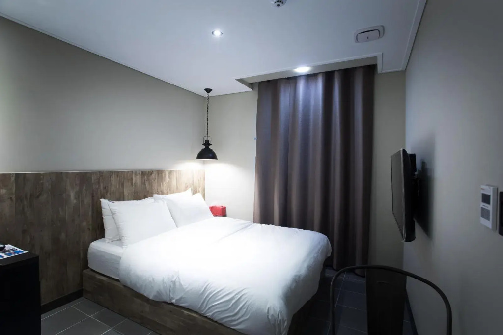 Hotel Millhaus Shinchon
