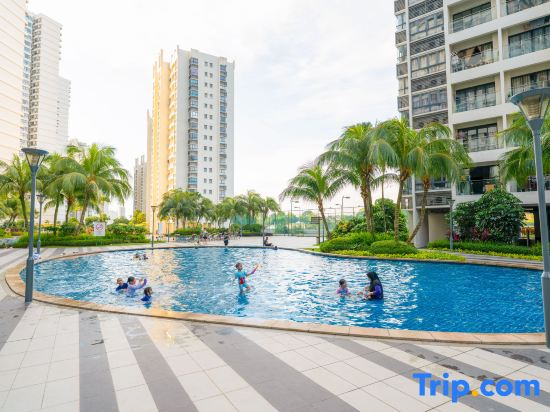 Country Garden Danga Bay Amberside by R9 HomeStay