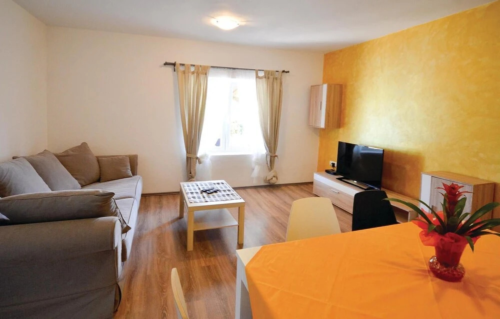 Stunning Home in Rovinj With Wifi and 3 Bedrooms