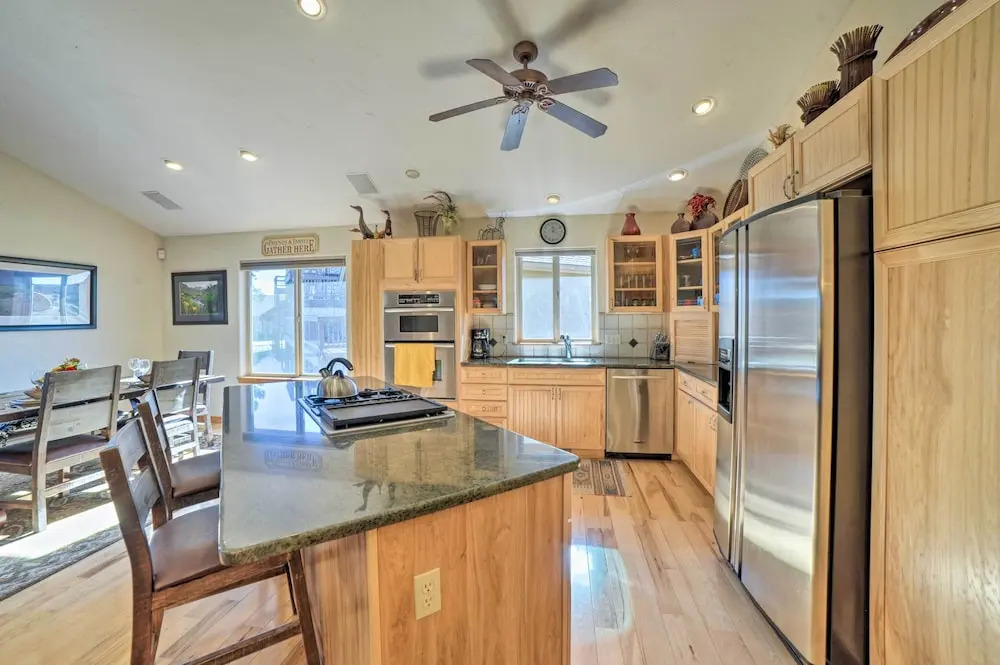 5 Mi to Hot Springs: Condo in Pagosa Springs!
