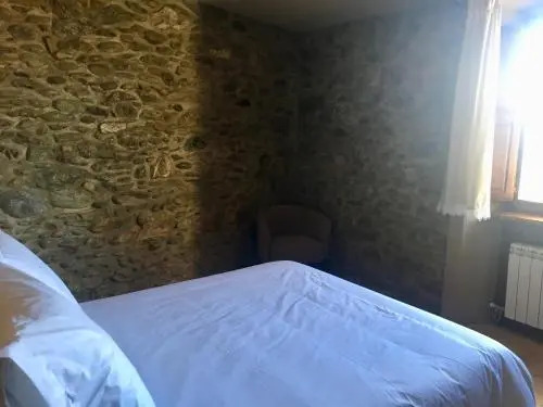 Hostal d Escadarcs