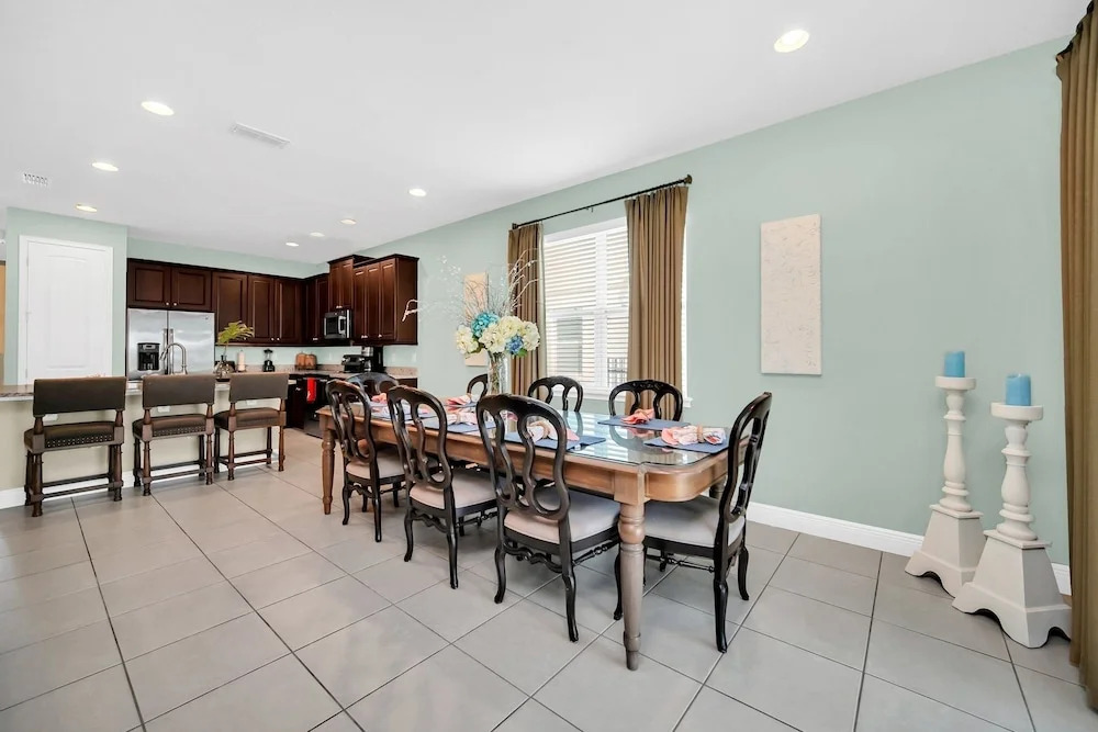 8-Bedroom Villa with Theater Near Disney 8 Home by RedAwning