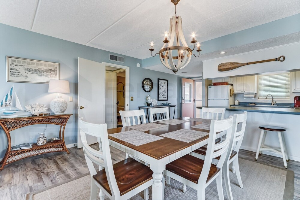 N1 Amelia South 2 Bedroom Apts by RedAwning