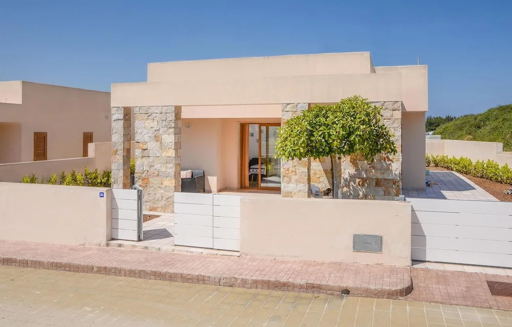 Amazing Home in Melendugno With 2 Bedrooms and Outdoor Swimming Pool