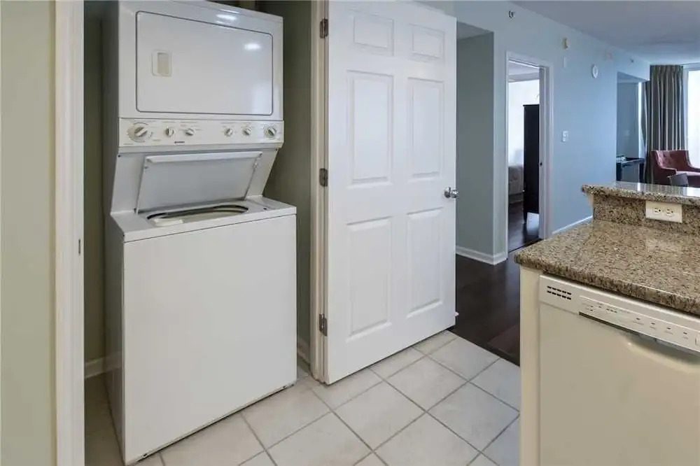 North Tower #809 Condominium 4 Bedrooms 3 Bathrooms Condo