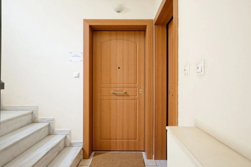 Brand new family apartment in Athens/dafni,100m from metro station, sleeps 4