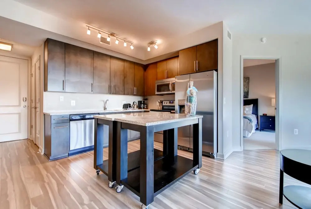 Global Luxury Suites at Park Crest