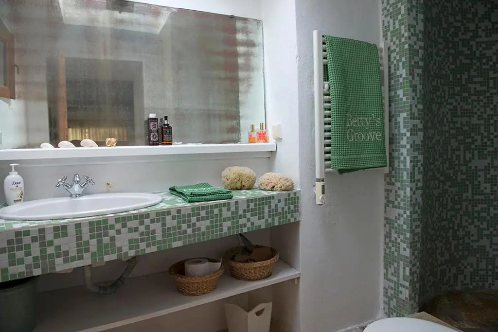 Paxos Villa - Pool & AC