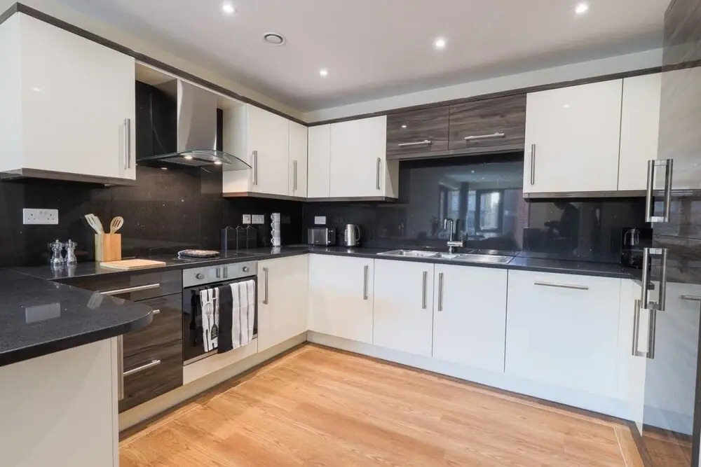 3 bed City Centre Apartment