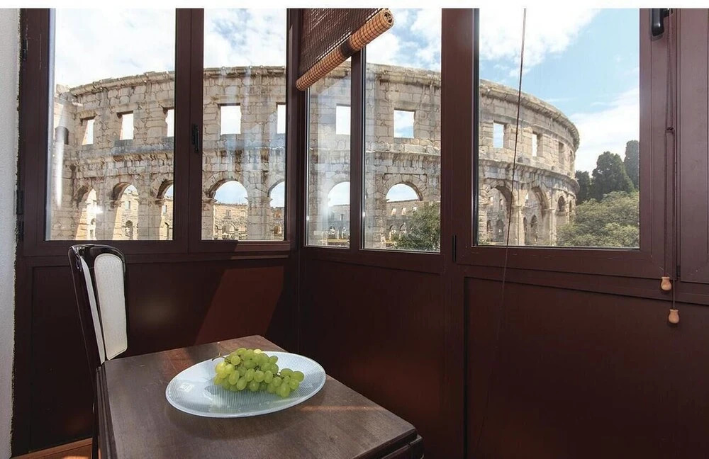 Awesome Home in Pula With Wifi and 2 Bedrooms